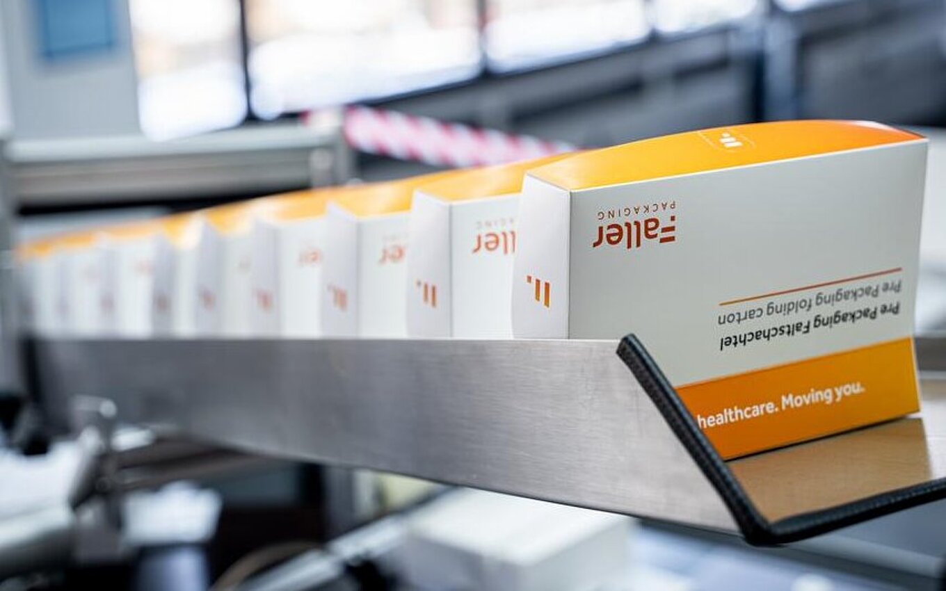 „Vorkonfektionierte Faltschachteln von Faller Packaging für den PrePackaging Service – ready-to-use, sofort befüllbar und ideal für einen schnellen Marktstart nach der Zulassung.“