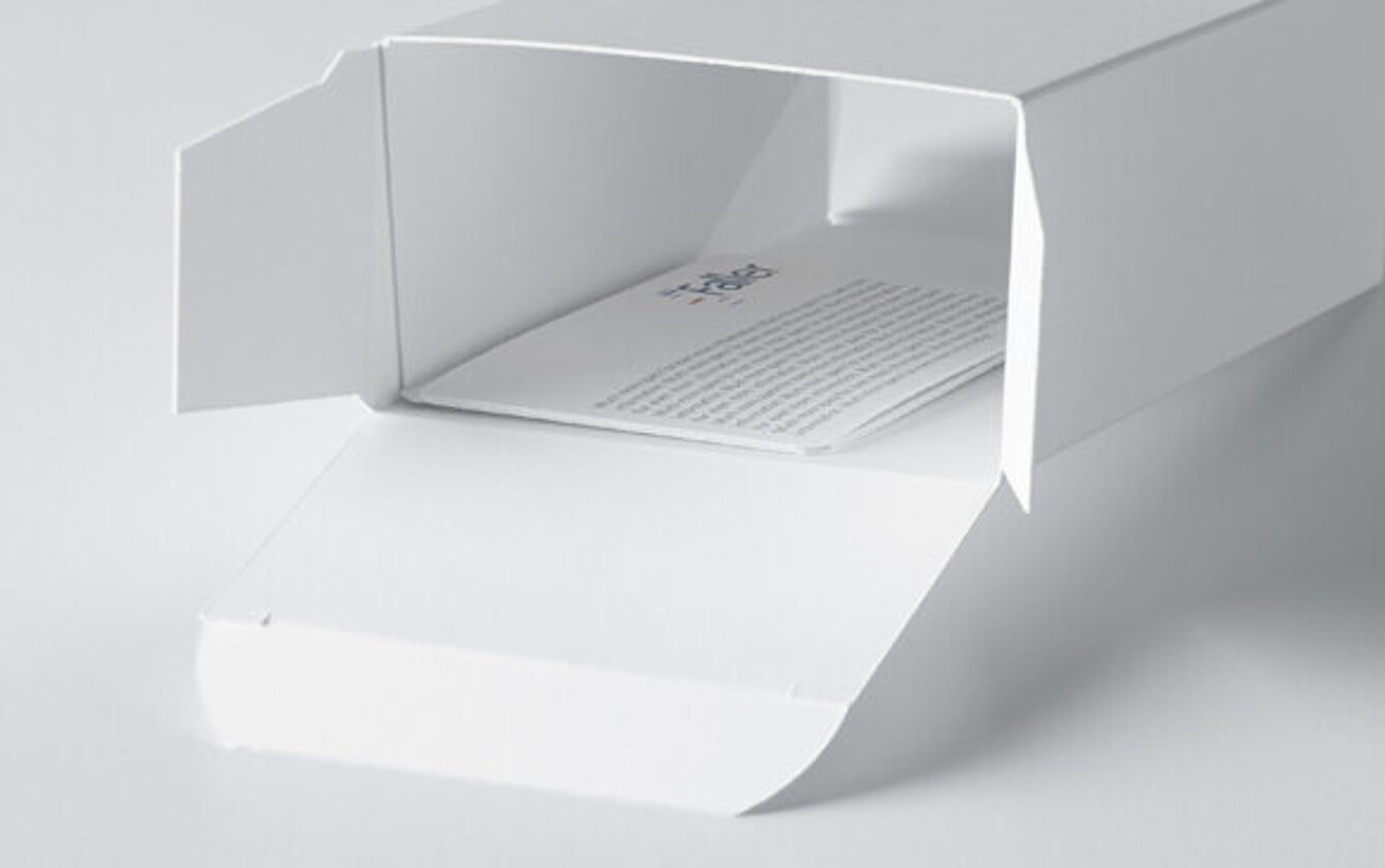 Inside view of medicine folding carton with inserted patient alert card by Faller Packaging