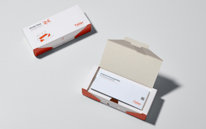 Kombi-Pack Excellence mit integrierter Packungsbeilage, die beim Öffnen der Faltschachtel zuerst sichtbar und entnehmbar ist.