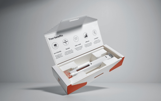 “Sustainable pharmaceutical packaging from Faller Packaging: folding carton with moulded fibre tray from Harvest Packaging – plastic-free, recyclable and compliant with the EU Packaging and Packaging Waste Regulation (PPWR).”